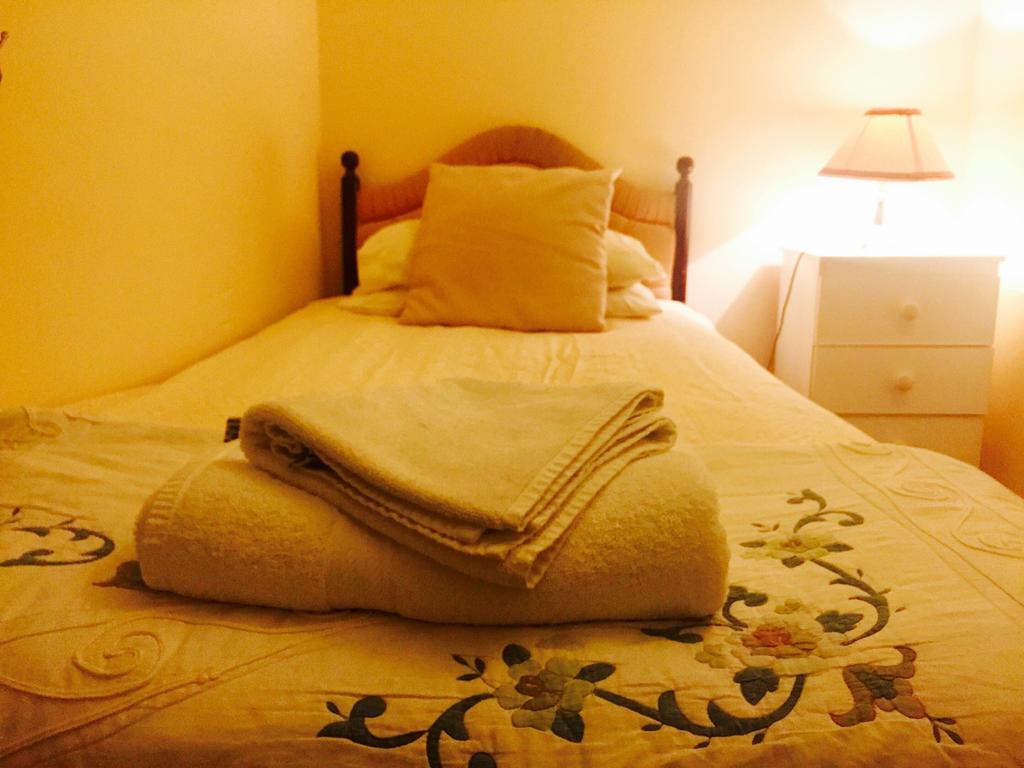 Southend Inn Hotel - Close To Beach, Train Station & Southend Airport Bilik gambar